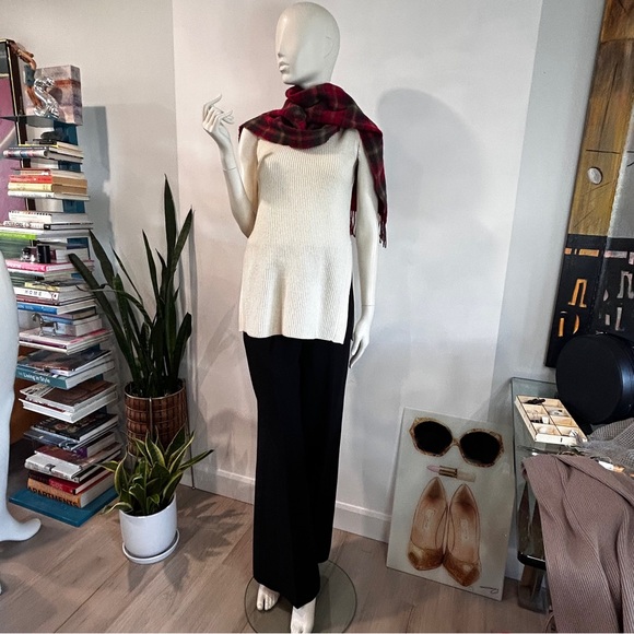 Aritzia Wilfred Soft Wool Sleeveless Tunic Sweater - Picture 9 of 13